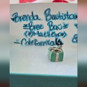 Elegant Silver and Green Gift Box Pendant